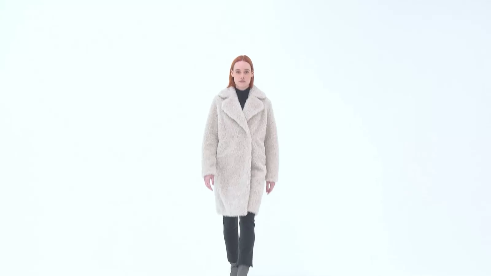 Donna Bomboogie Cappotti>Cappotto In Sherpa Fleece Con Revers